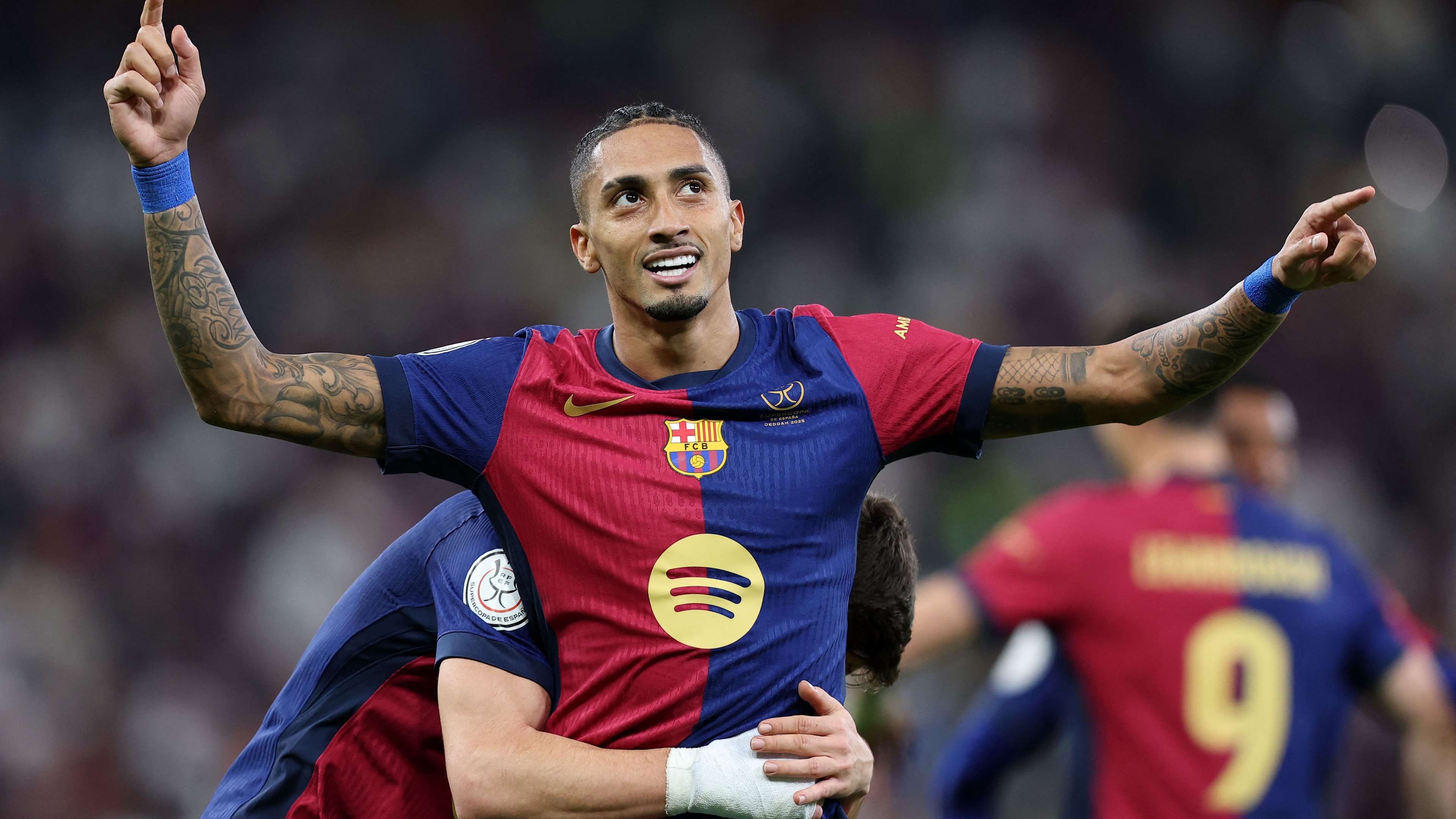 都彰显了对 都彰显了对